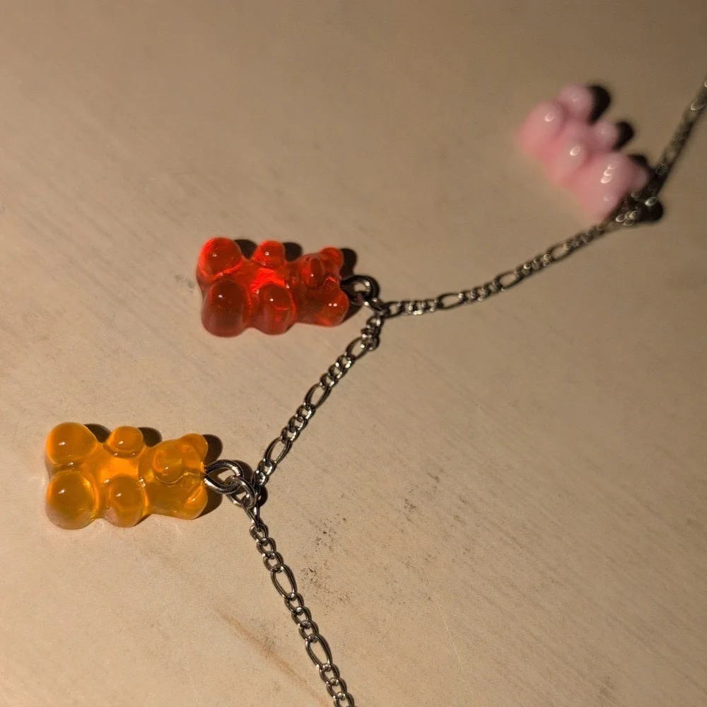 ❤️‍🔥10/$10❤️‍🔥 Rainbow Gummy Bear Necklace - Picture 3 of 4
